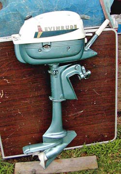 1962 EVINRUDE 3HP